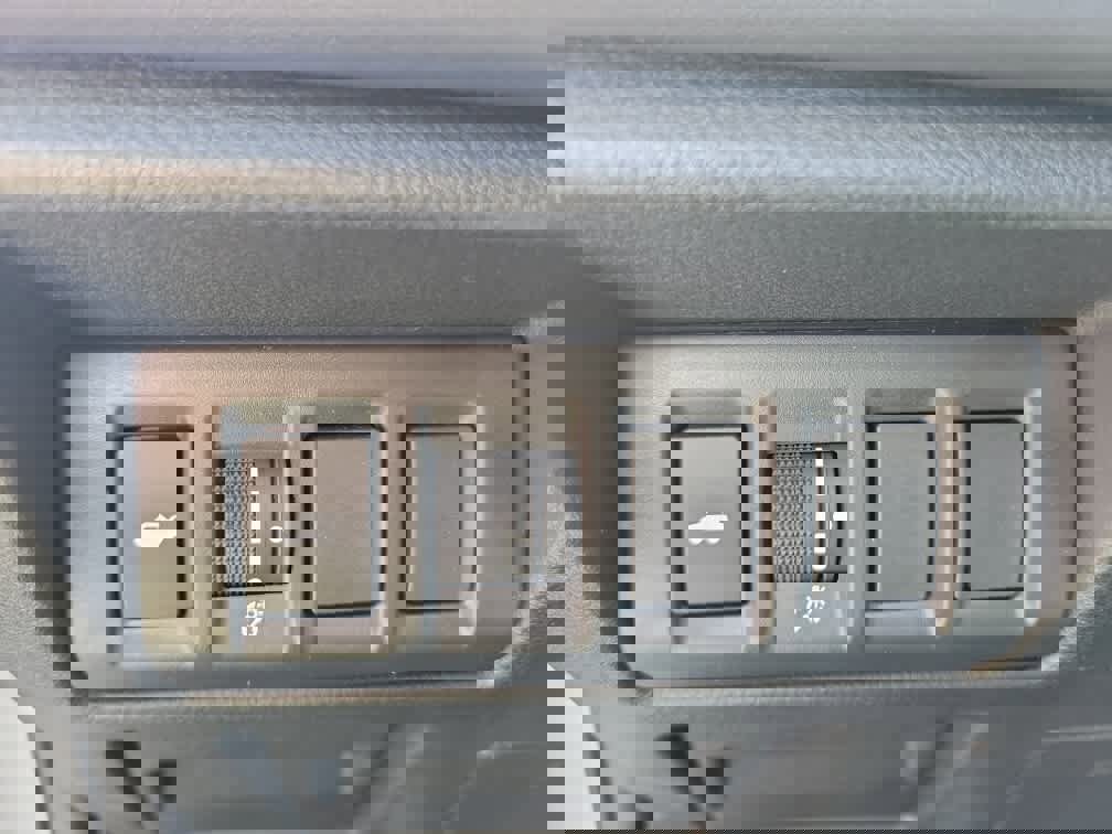 Certified 2025 Subaru Legacy Limited image 24