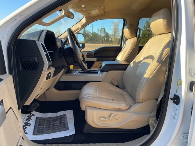 Used 2019 Ford F250 Lariat w/ Chrome Package image 11