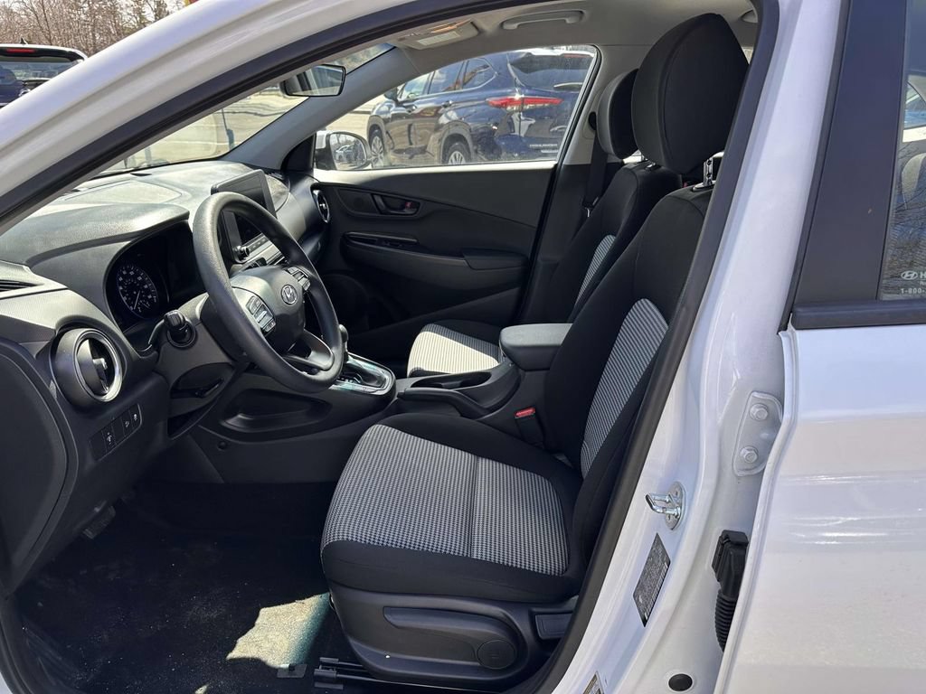 Used 2023 Hyundai Kona SE AWD/4WD image 11