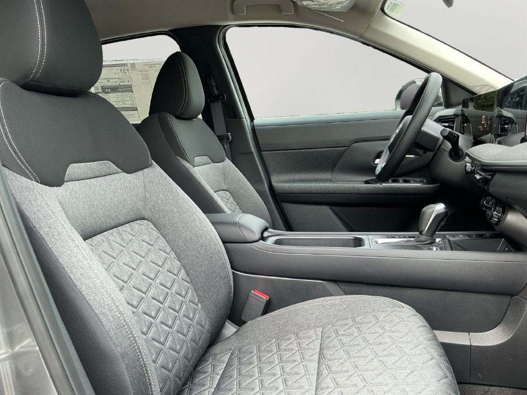 New 2026 Nissan Kicks SV w/ Cold Weather Package FWD image 12