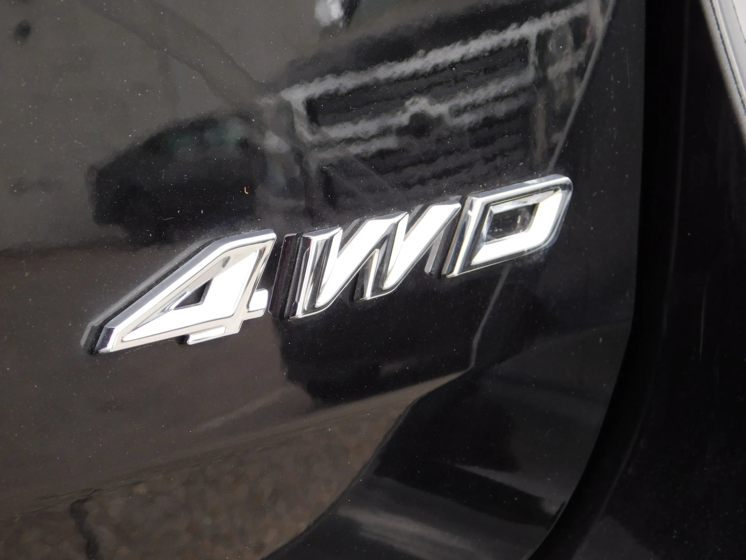 Used 2023 Ford Explorer XLT AWD/4WD image 7