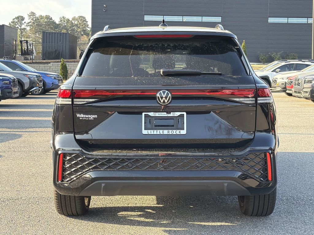 New 2026 Volkswagen Tiguan SE R-Line image 4