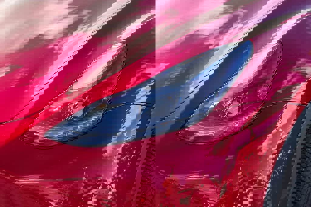 Used 2024 Tesla Model Y Long Range image 8