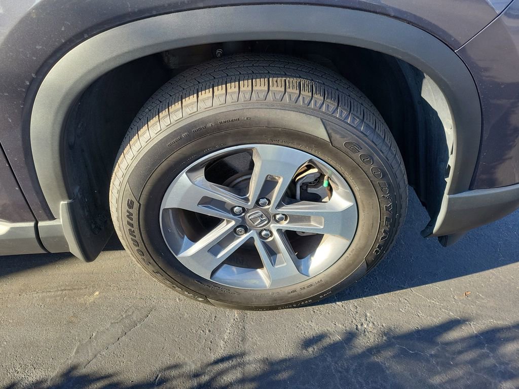 Used 2025 Honda Pilot EX-L image 11