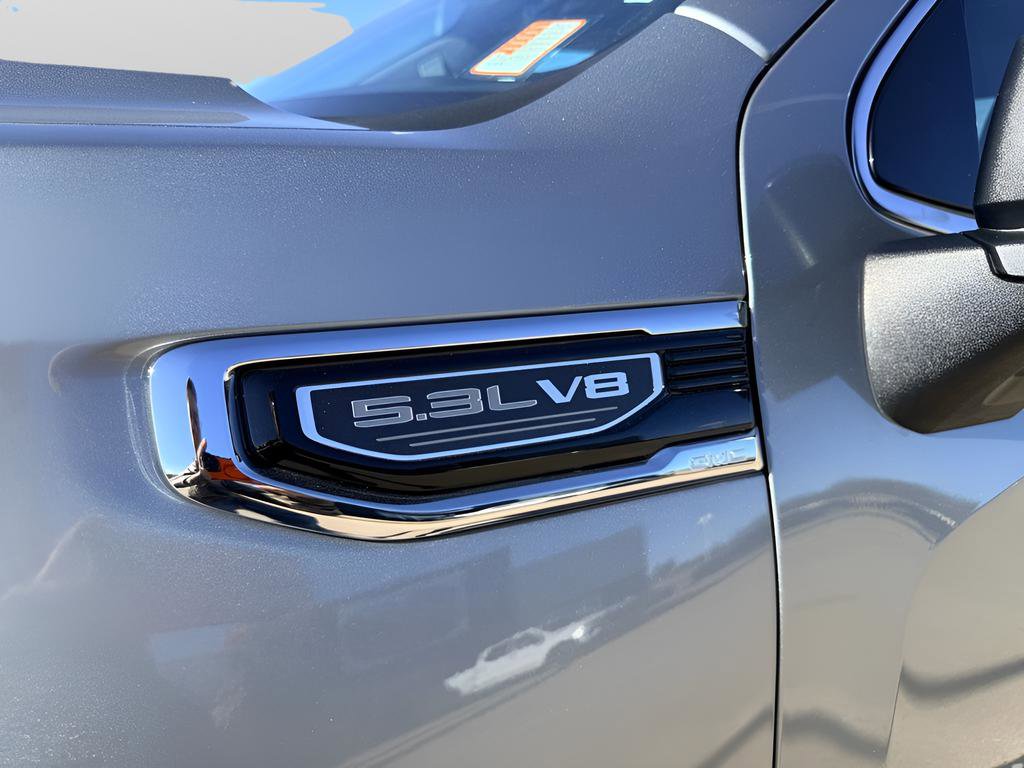 Used 2025 GMC Sierra 1500 SLT image 11