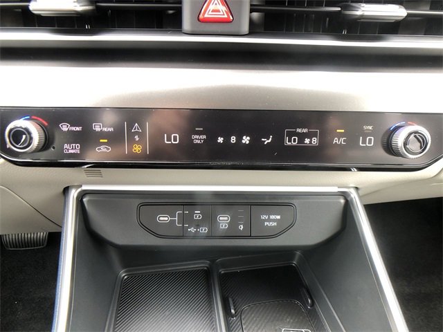 New 2026 Kia Carnival SX w/ SX Dark Edition Package image 19