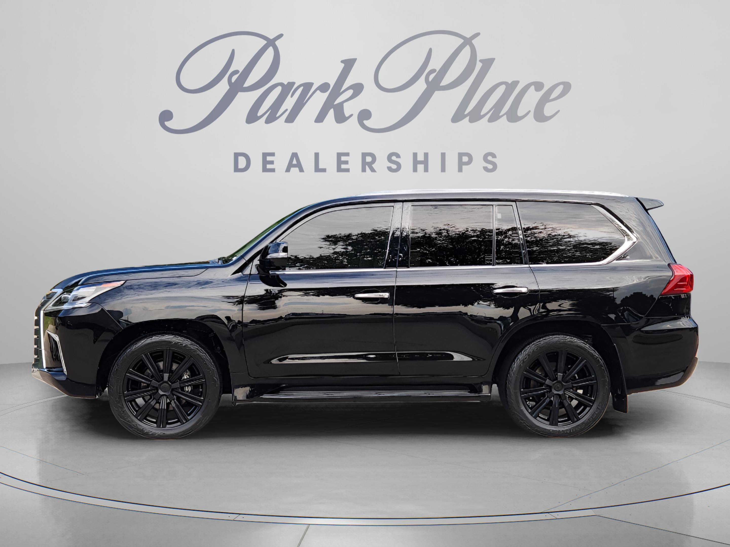 Used 2020 Lexus LX 570 4WD w/ Luxury Package video 2