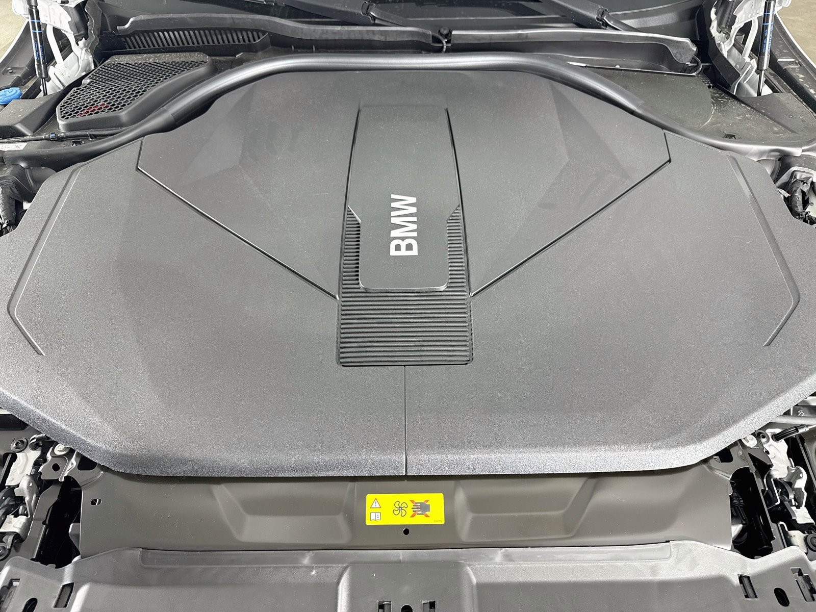 New 2027 BMW i5 M60 AWD/4WD image 32
