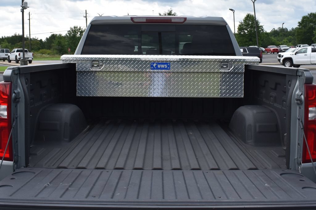 Used 2024 Chevrolet Silverado 1500 LTZ AWD/4WD image 11