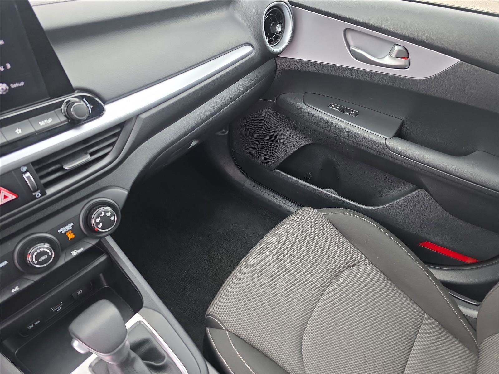 Used 2024 Kia Forte LXS image 29