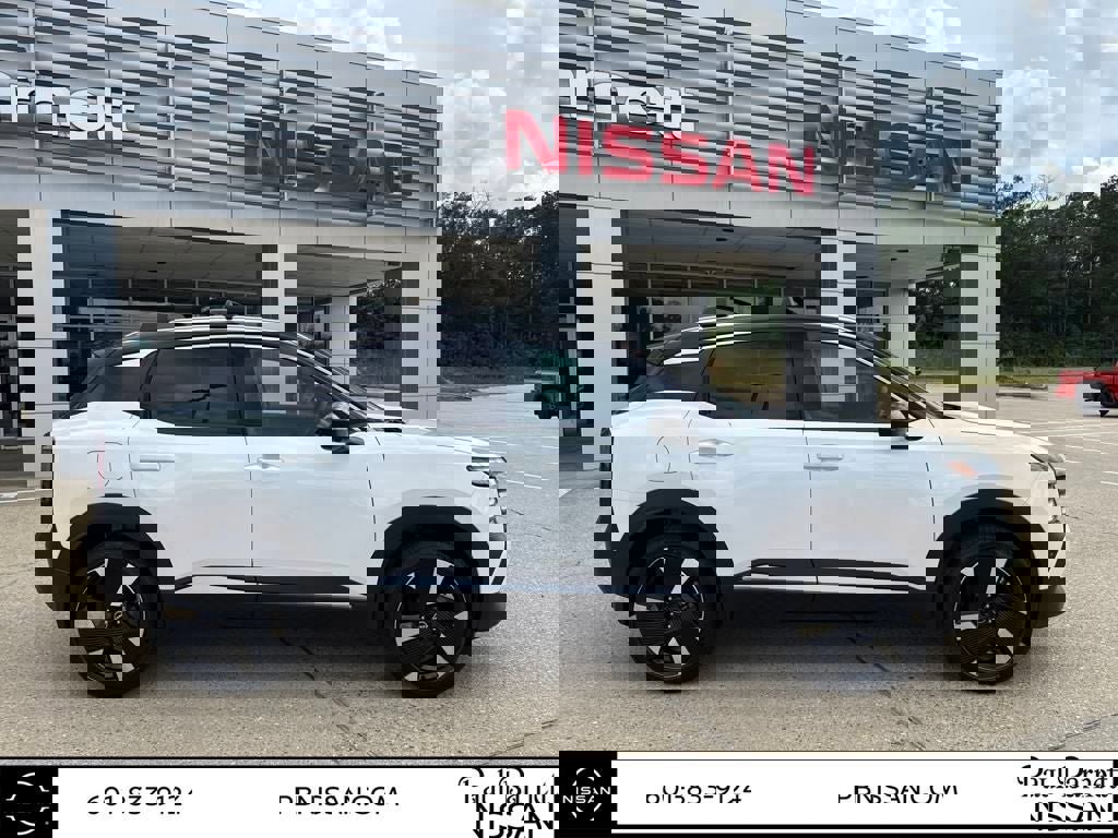 New 2025 Nissan Kicks SR image 8