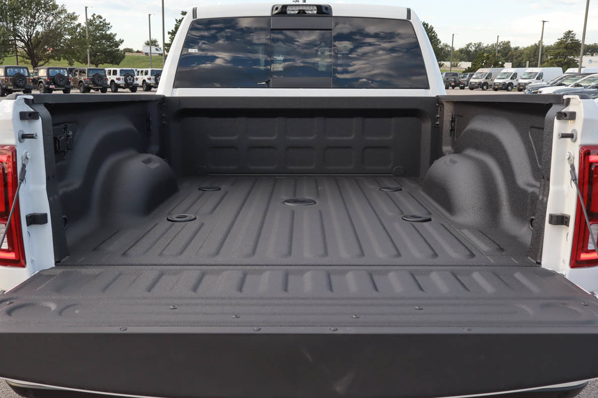 New 2027 RAM 3500 Limited AWD/4WD image 7