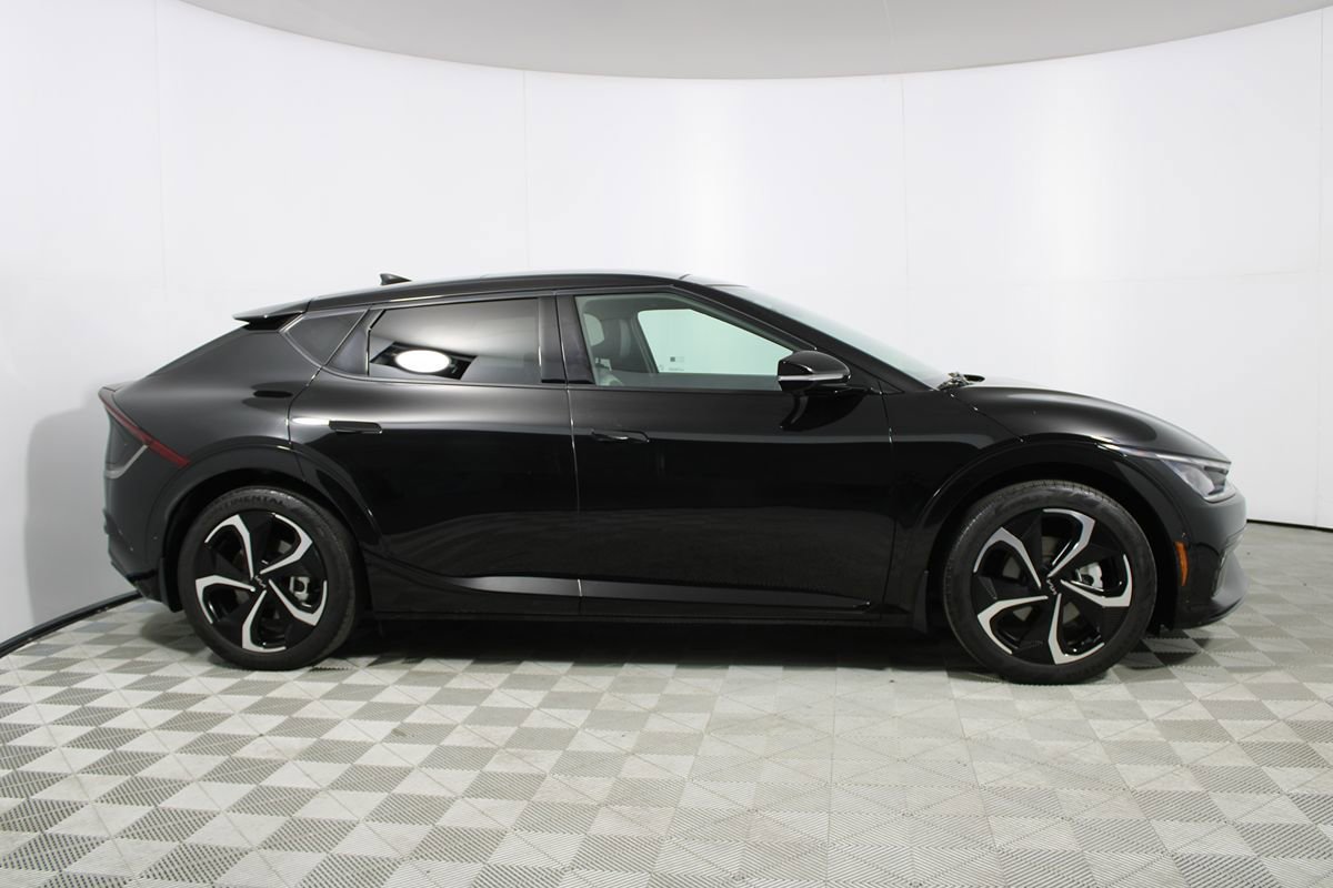 Used 2023 Kia EV6 GT-Line AWD/4WD image 38