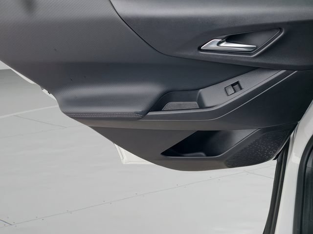 New 2027 Chevrolet Equinox LT FWD image 16