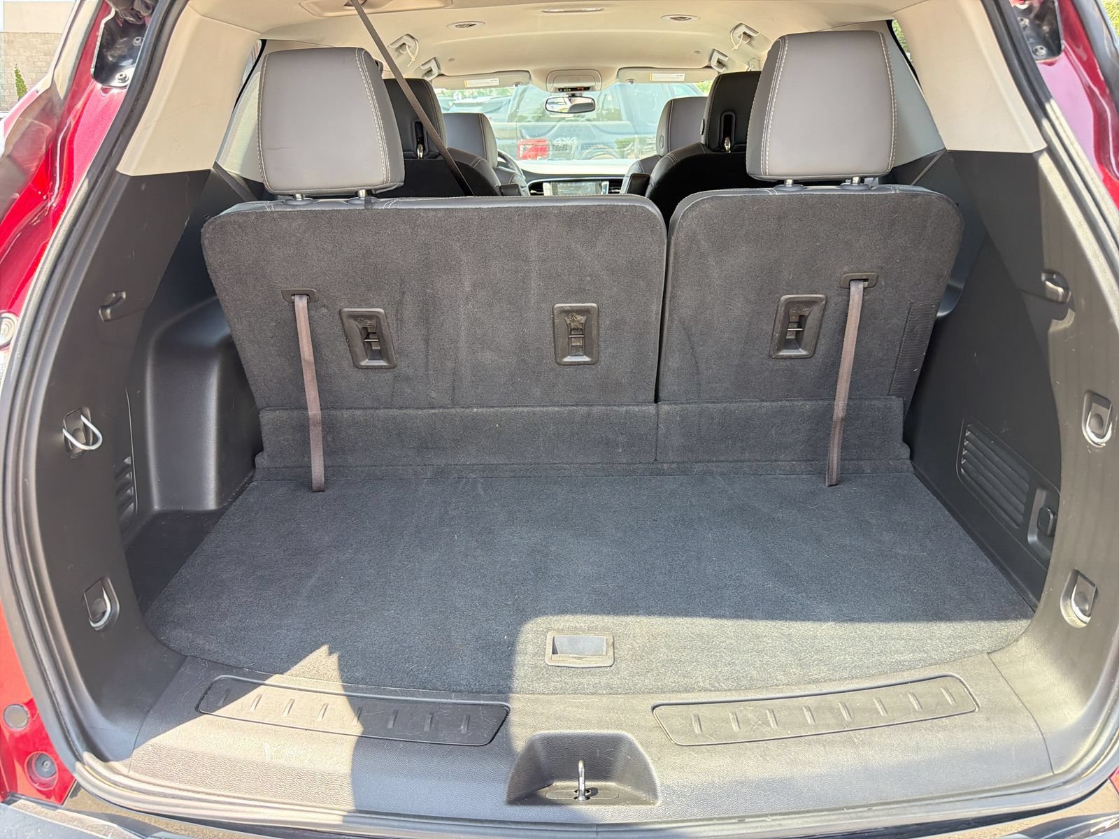 Used 2018 Buick Enclave Essence AWD/4WD image 37
