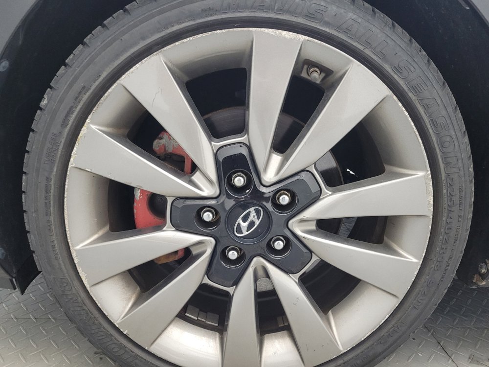 Used 2018 Hyundai Elantra GT Sport image 31