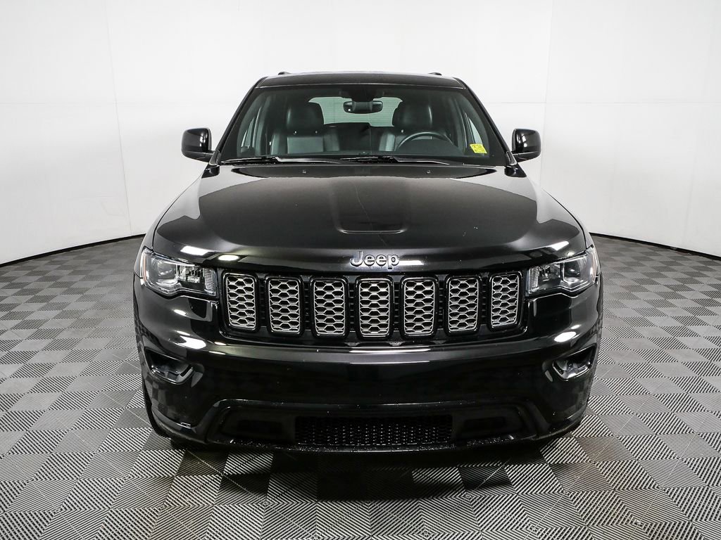 Used 2018 Jeep Grand Cherokee Altitude RWD image 26