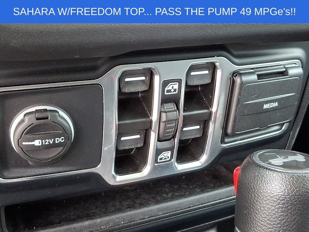 Used 2024 Jeep Wrangler Unlimited Sahara AWD/4WD image 20