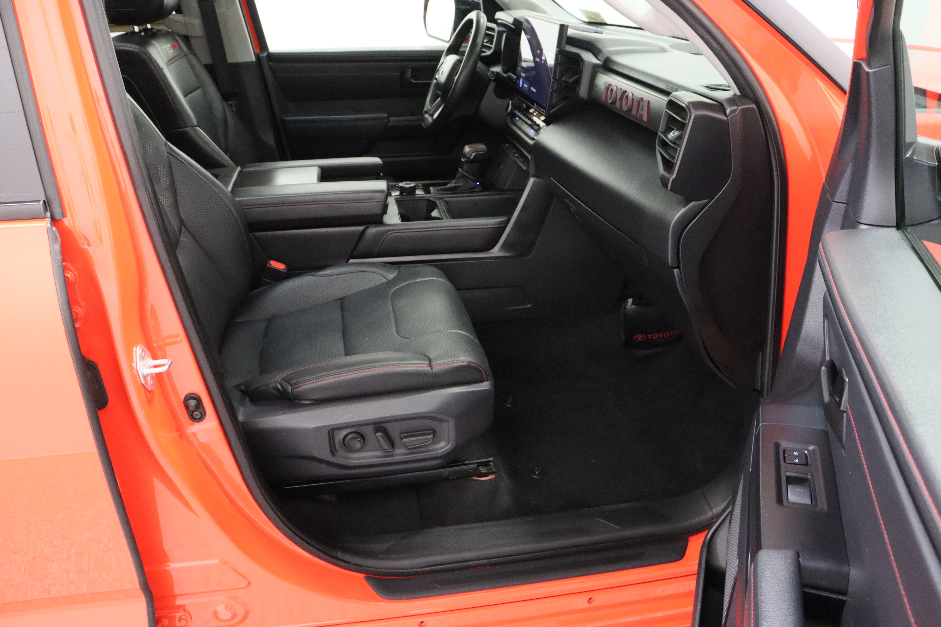 Used 2023 Toyota Tundra TRD Pro AWD/4WD image 41