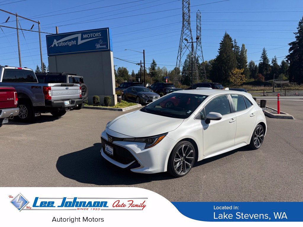 Used 2020 Toyota Corolla XSE FWD image 1