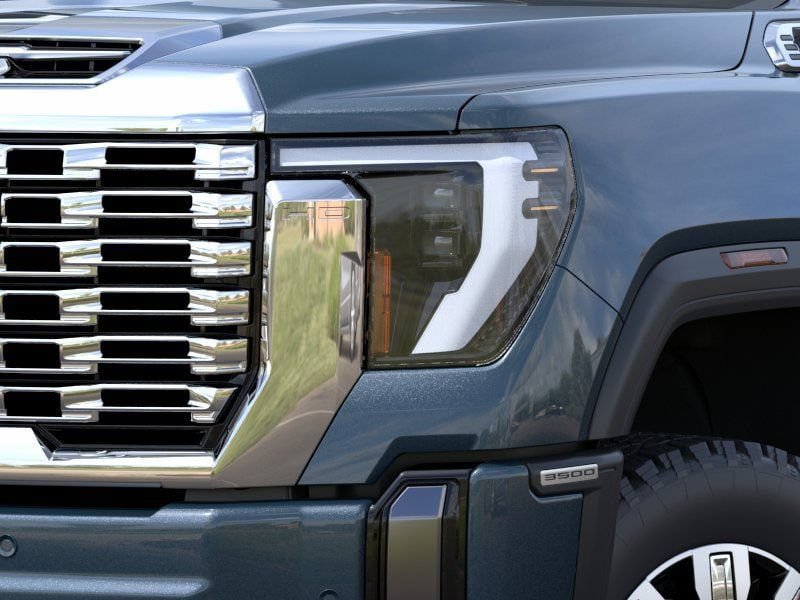 New 2026 GMC Sierra 3500 Denali w/ Denali Reserve Package AWD/4WD image 10
