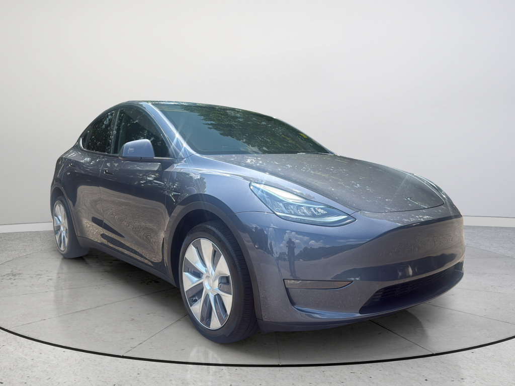 Used 2023 Tesla Model Y AWD image 1