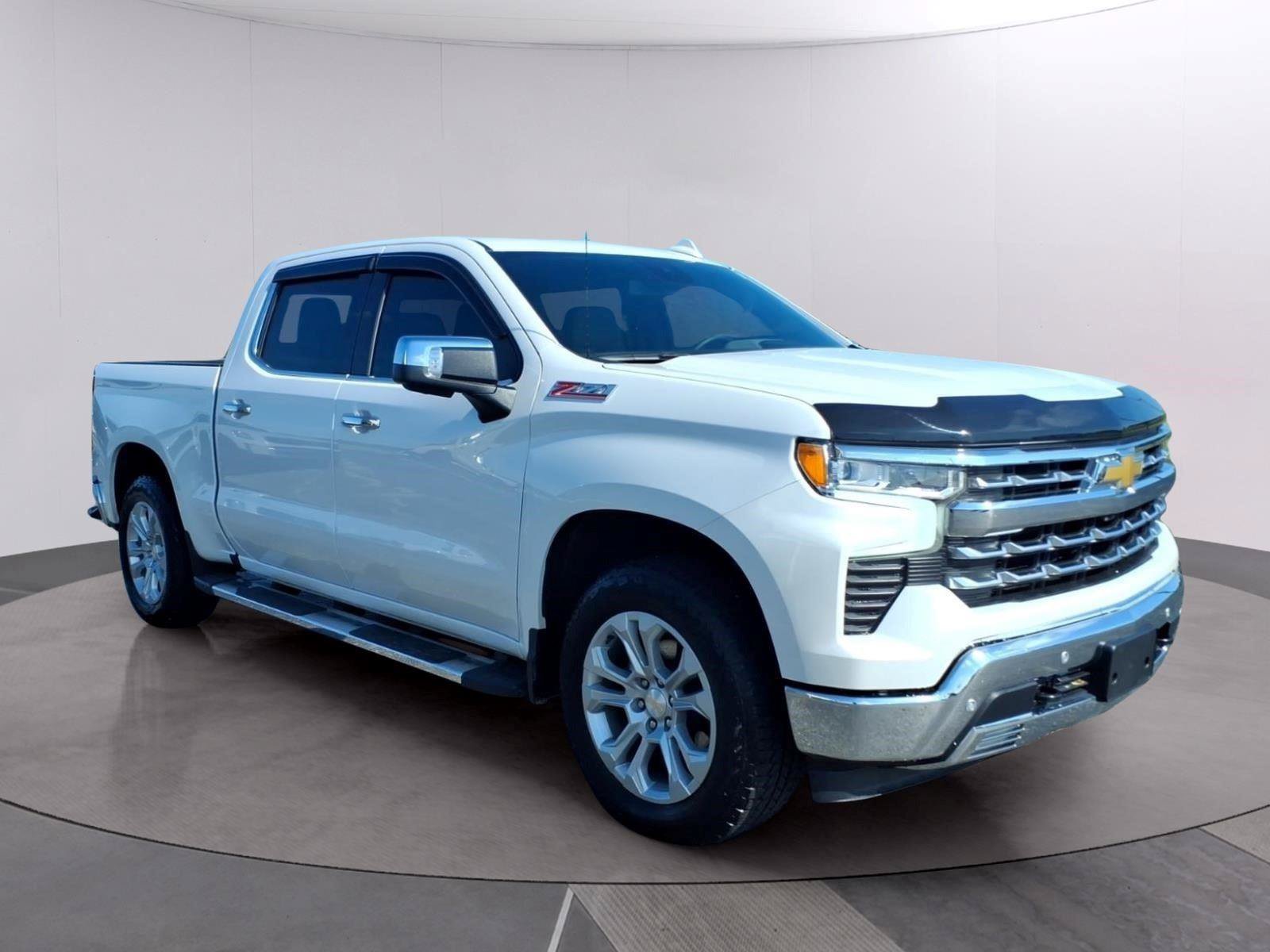 Used 2024 Chevrolet Silverado 1500 LTZ w/ LTZ Convenience Package II AWD/4WD image 7