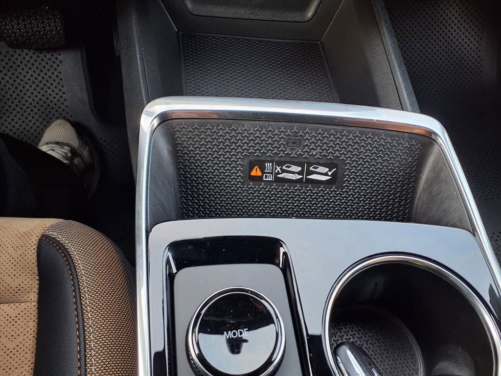 Used 2026 Chevrolet Equinox ACTIV image 18