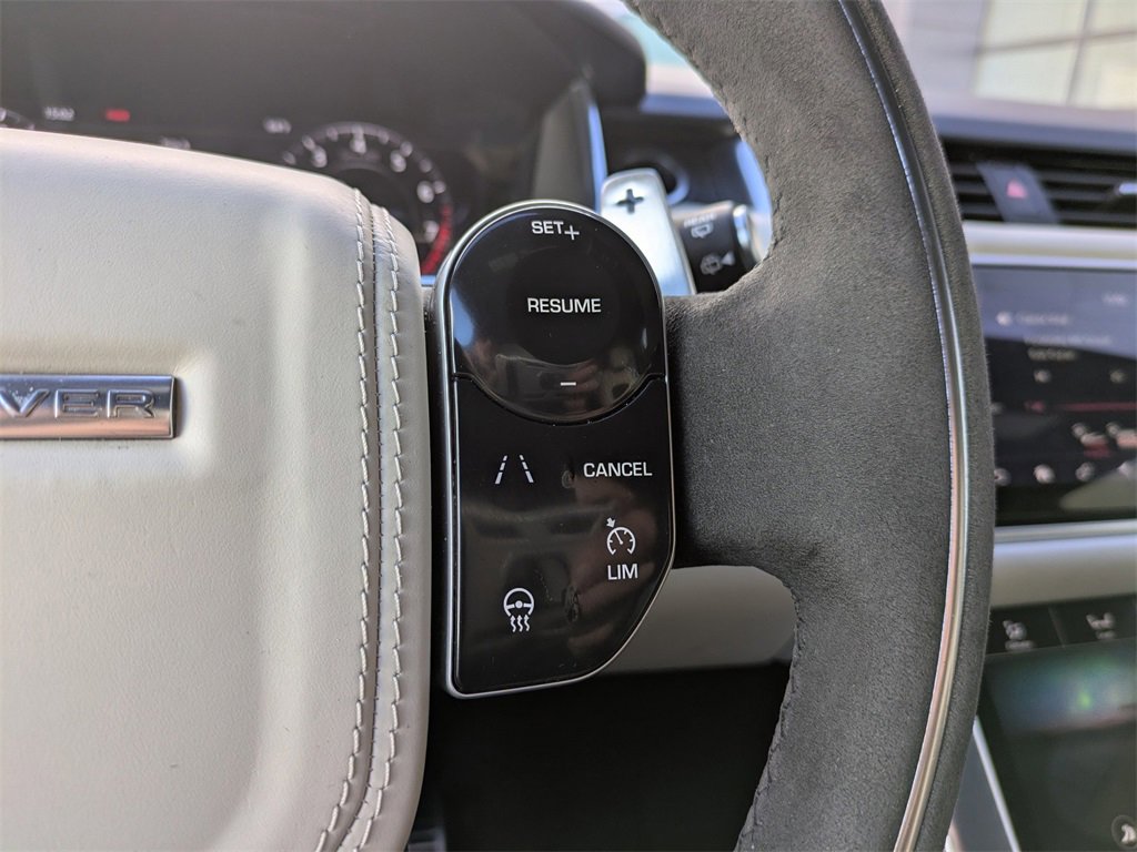 Used 2020 Land Rover Range Rover Sport HST image 28