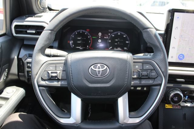 Used 2026 Toyota 4Runner Limited w/ Tow Technology Package AWD/4WD image 16