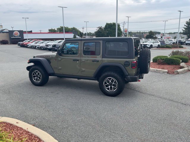 Used 2026 Jeep Wrangler Unlimited Rubicon AWD/4WD image 4