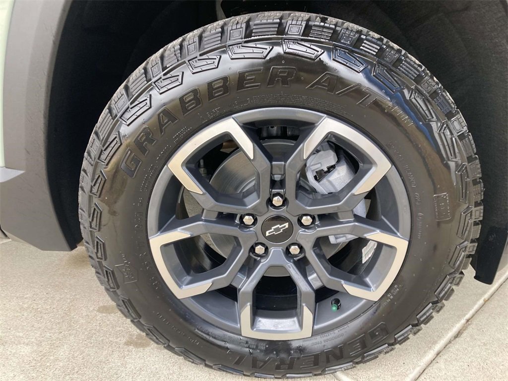 New 2026 Chevrolet Equinox ACTIV image 10