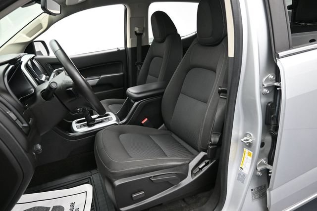 Used 2017 Chevrolet Colorado LT w/ LT Convenience Package RWD image 11