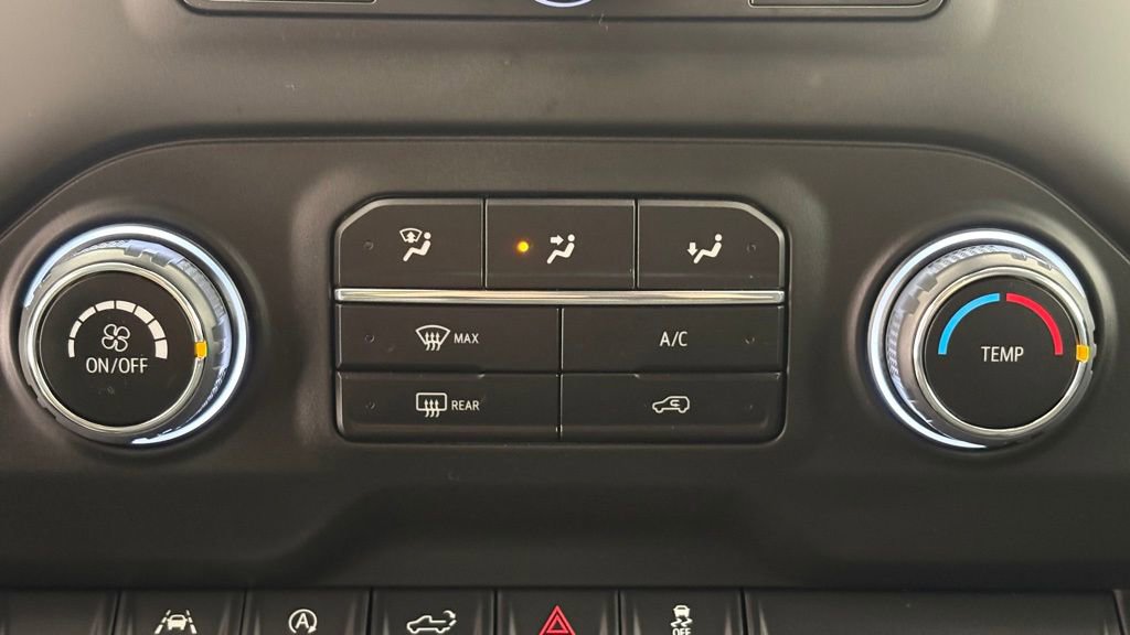 Used 2024 Chevrolet Silverado 1500 Custom image 38