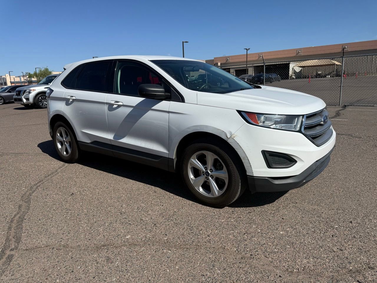 Used 2015 Ford Edge SE FWD image 3