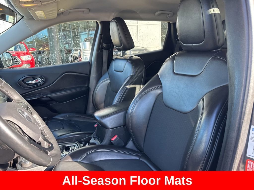 Used 2019 Jeep Cherokee Latitude Plus image 20