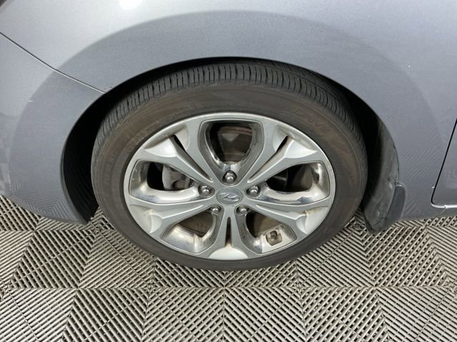 Used 2015 Hyundai Elantra GT w/ Option Group 03 FWD image 9