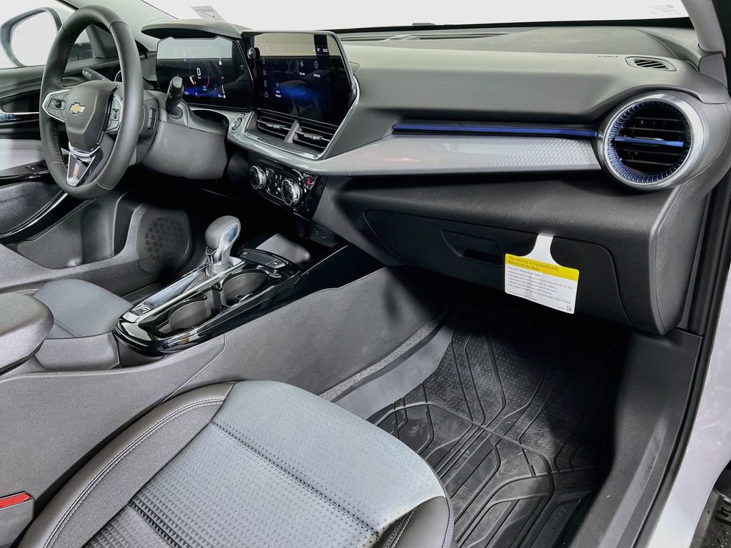 New 2026 Chevrolet Trax LT w/ Driver Confidence Package FWD image 27
