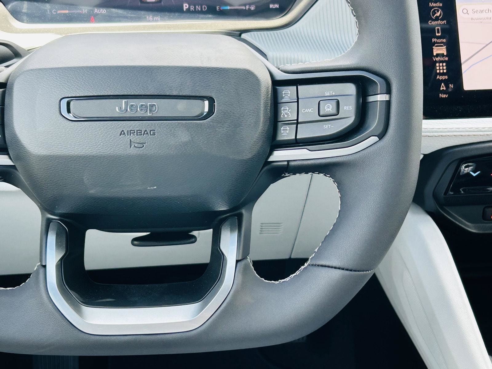 New 2026 Jeep Cherokee Limited AWD/4WD image 19