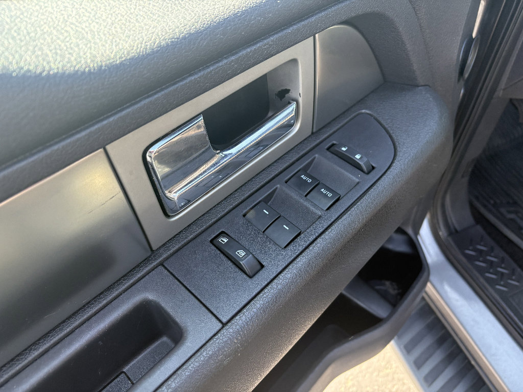 Used 2014 Ford F150 FX4 w/ Equipment Group 402A Luxury AWD/4WD image 15