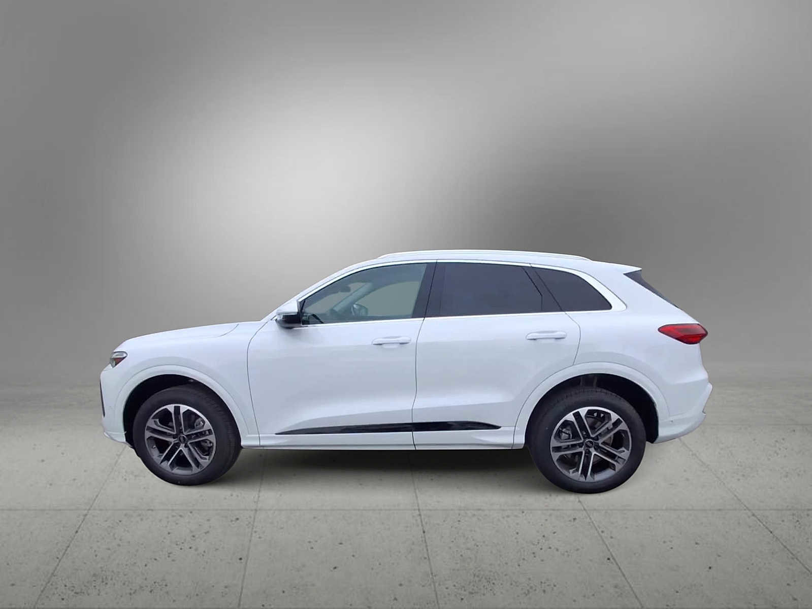 New 2026 Audi Q5 Premium AWD/4WD image 5