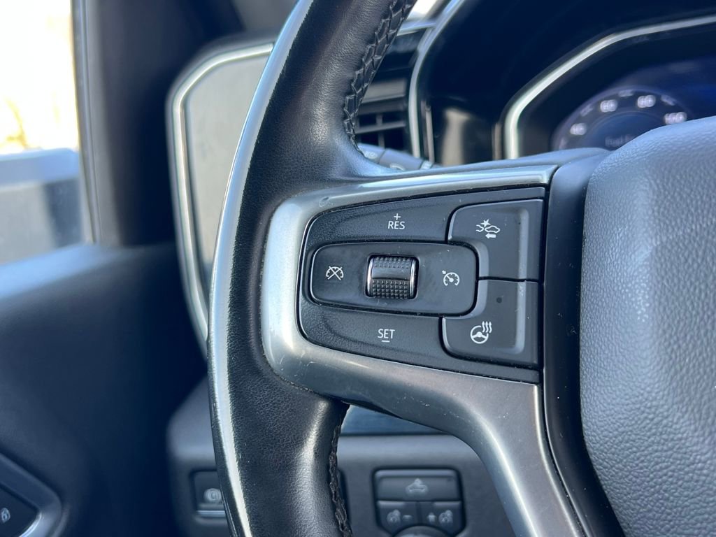 Used 2025 Chevrolet Silverado 2500 LT w/ Convenience Package image 22