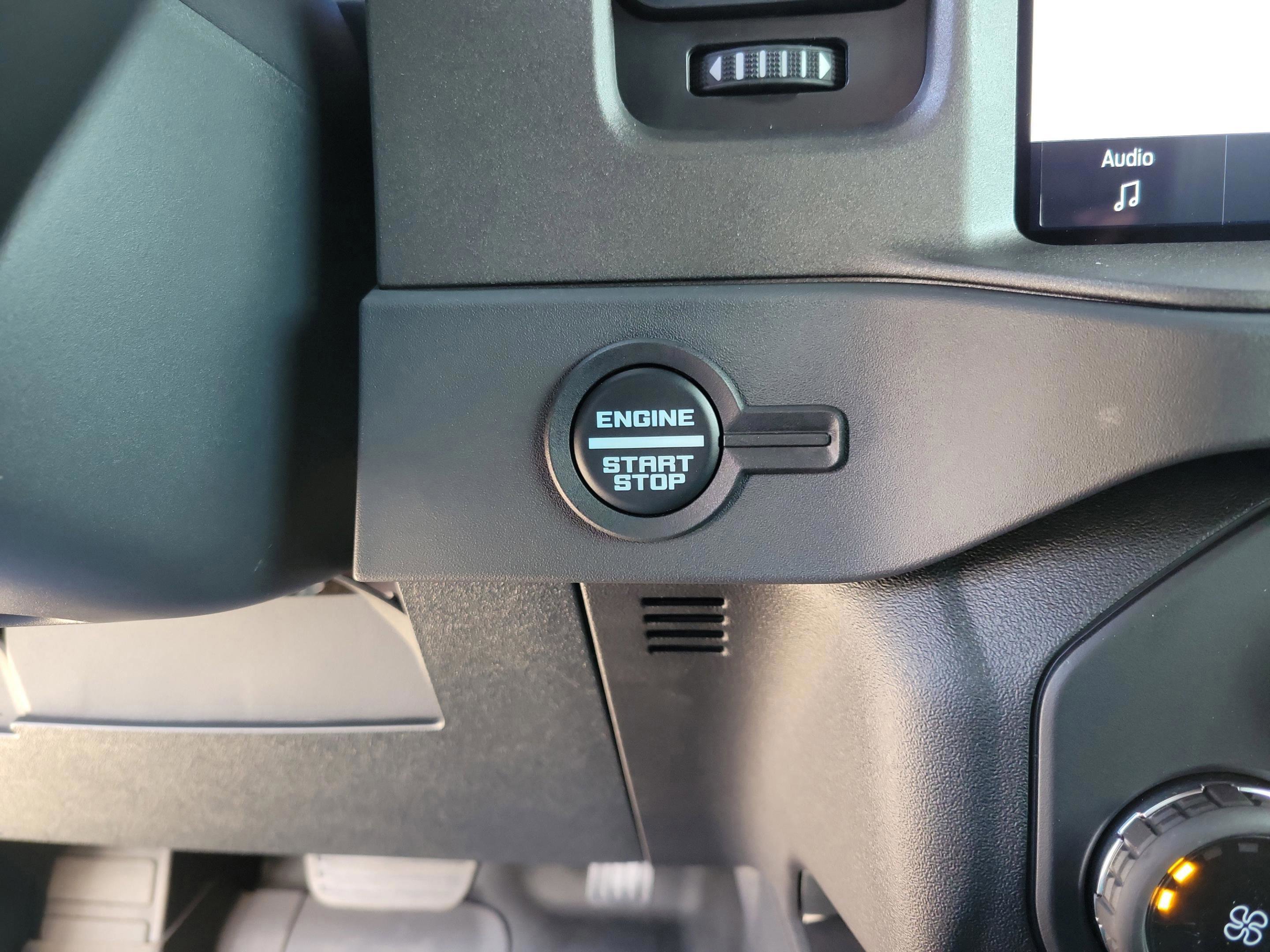 New 2025 Ford Bronco Big Bend image 8