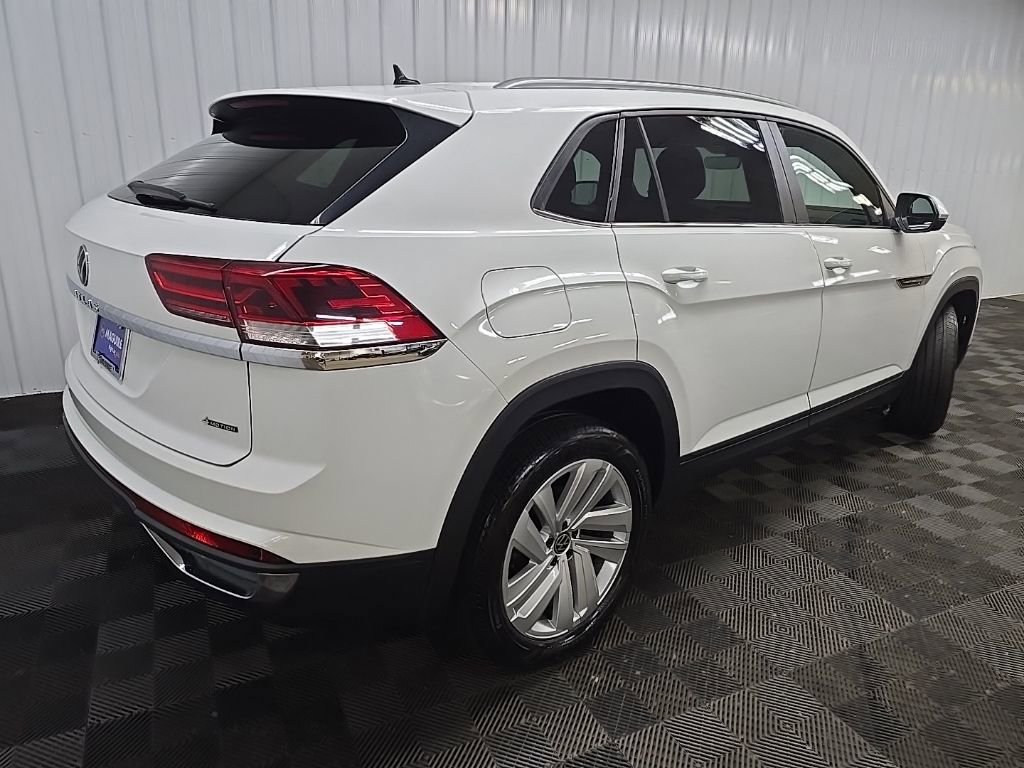 Used 2023 Volkswagen Atlas Cross Sport SE AWD/4WD image 10