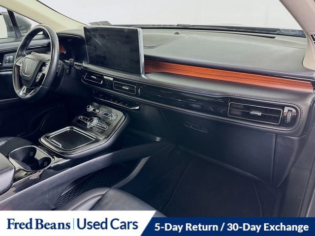 Certified 2022 Lincoln Nautilus Reserve w/ Equipment Group 201A image 33