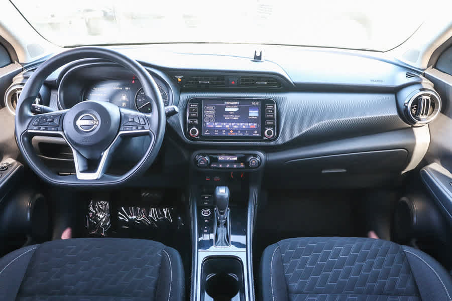 Used 2022 Nissan Kicks SV FWD image 12