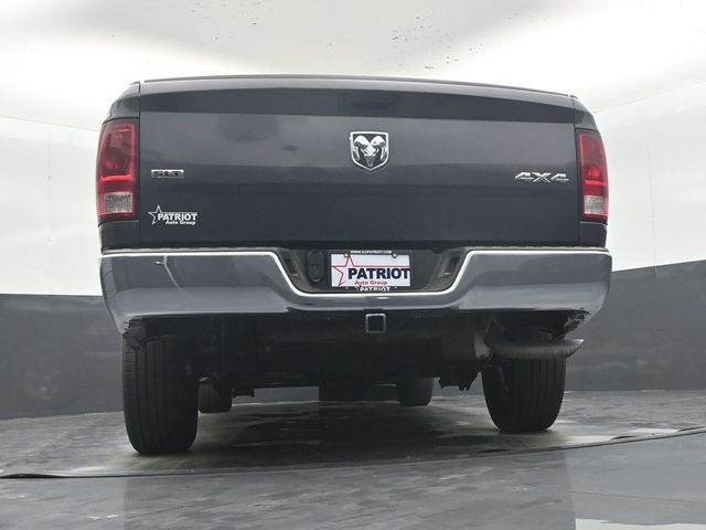 Used 2022 RAM 1500 Classic SLT w/ Electronics Group AWD/4WD image 40