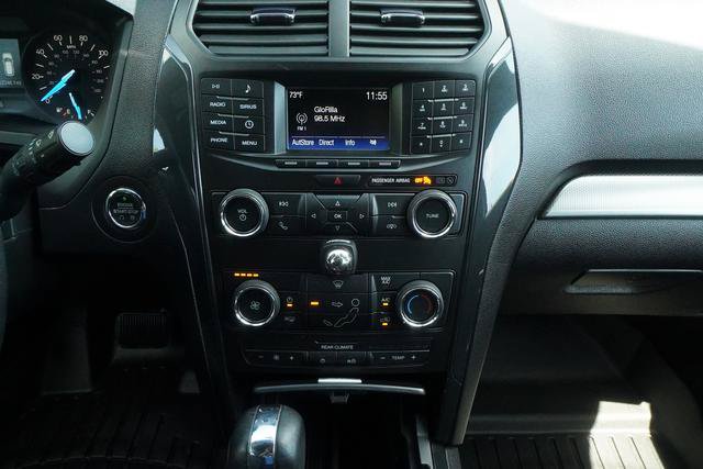 Used 2019 Ford Explorer XLT FWD image 16