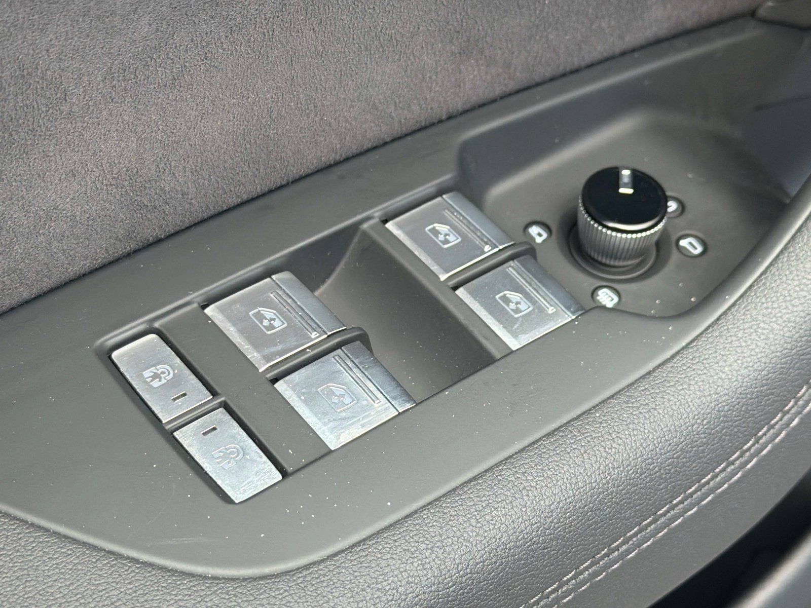 Used 2025 Audi RS 7 Performance image 35