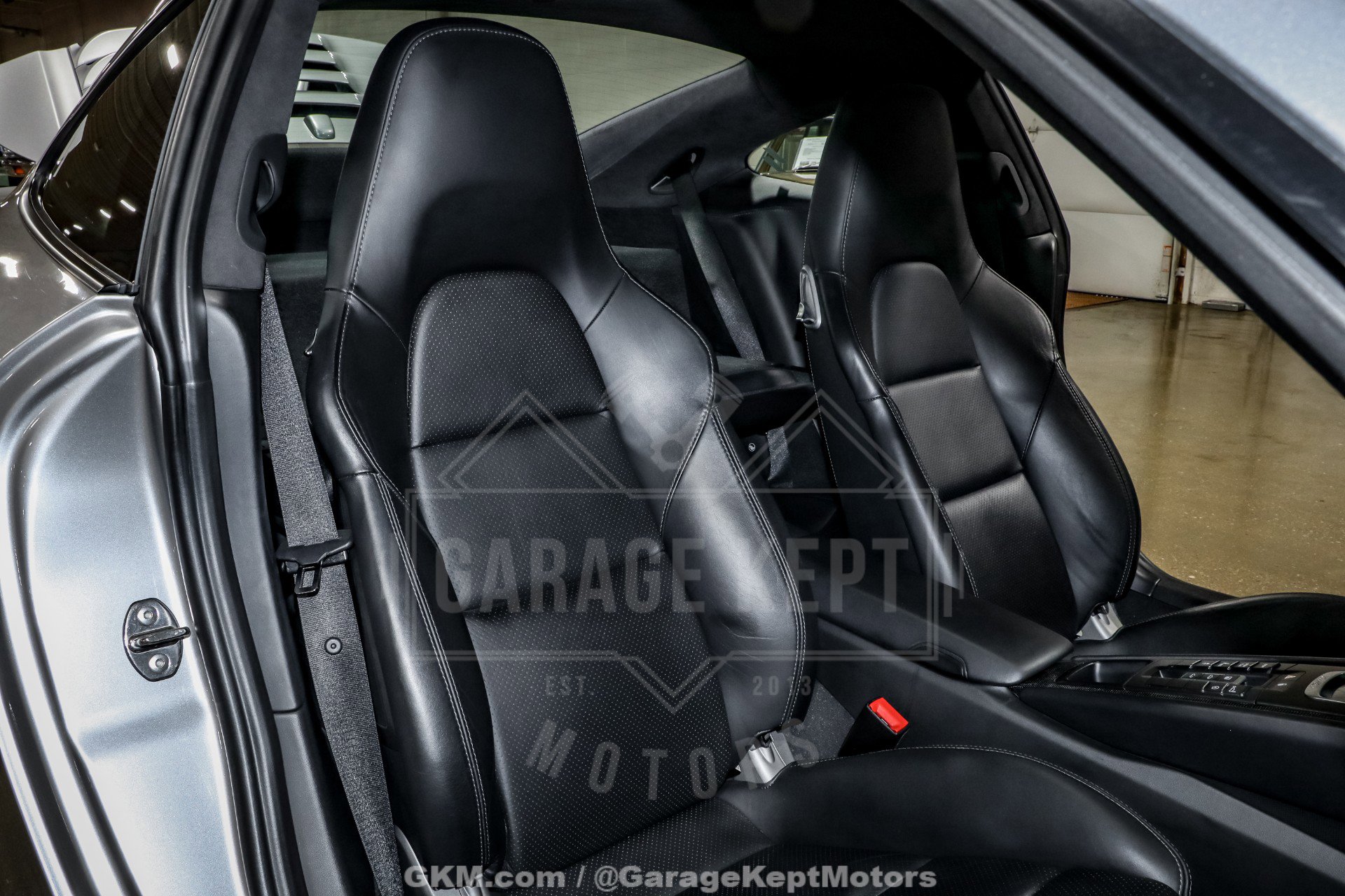 Used 2014 Porsche 911 Turbo S image 99